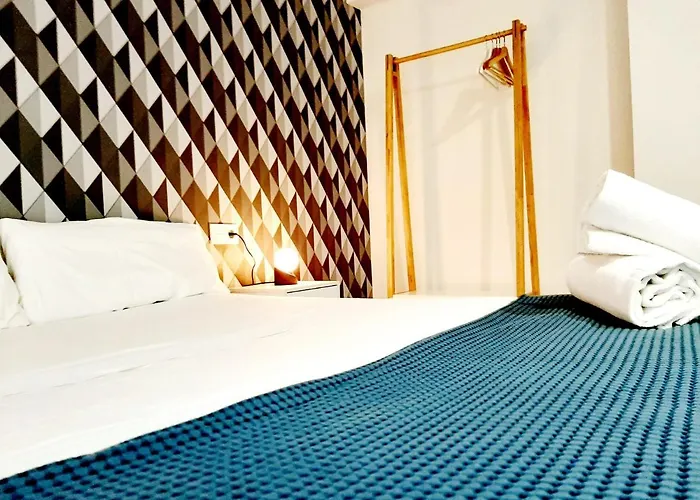 Apartamentos Arriba by gaiarooms